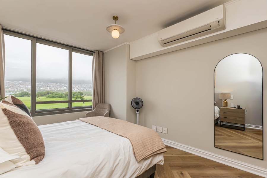 To Let 2 Bedroom Property for Rent in Mouille Point Western Cape